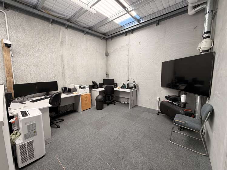 34/7 Tunnel Grove Gracefield_2