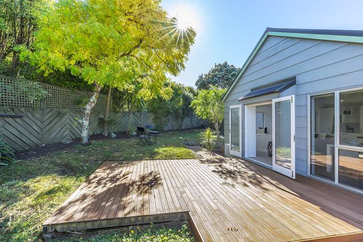 12 John Witton Drive Crofton Downs_6