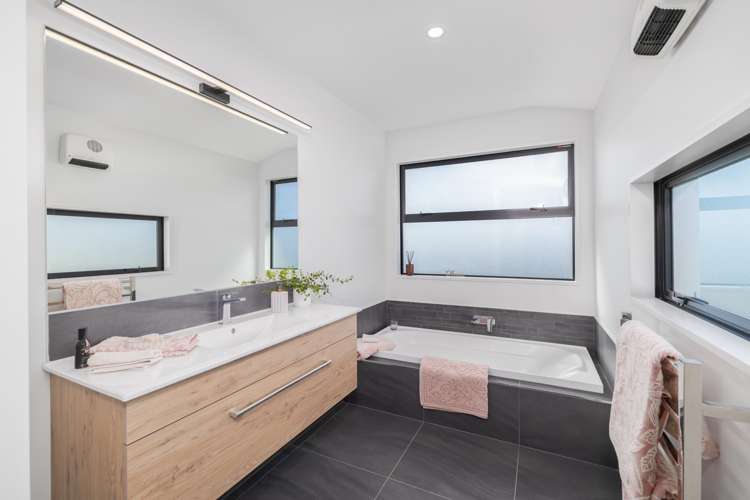 61 Prestons Park Drive Marshland_27