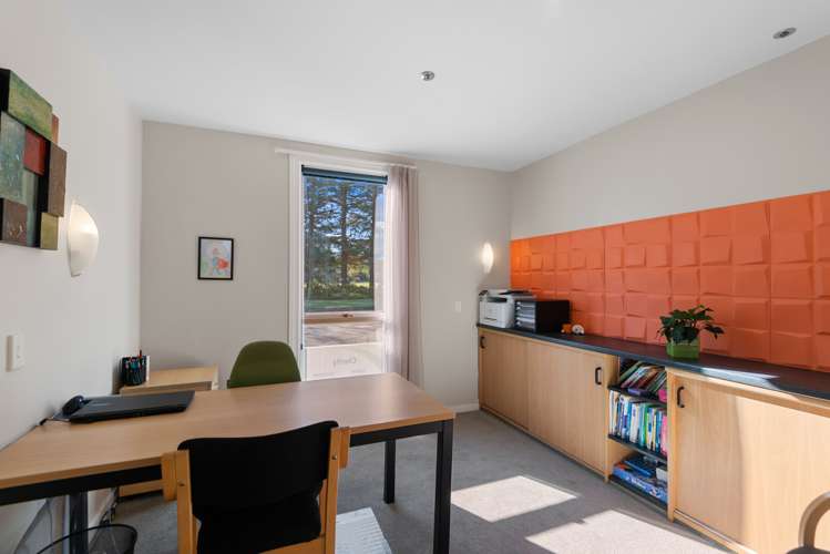 53 Bangor Road Darfield_14