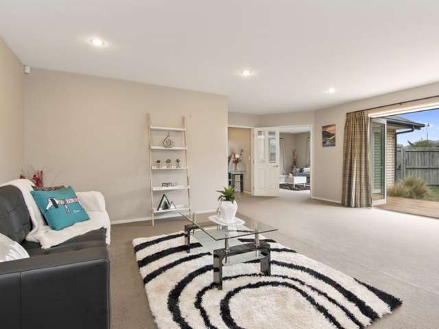 16 Hasendene Drive Lincoln_4