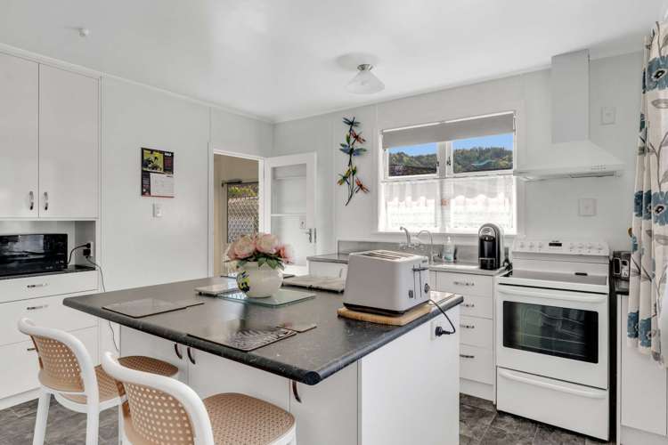 28 Massey Road Mangapapa_3