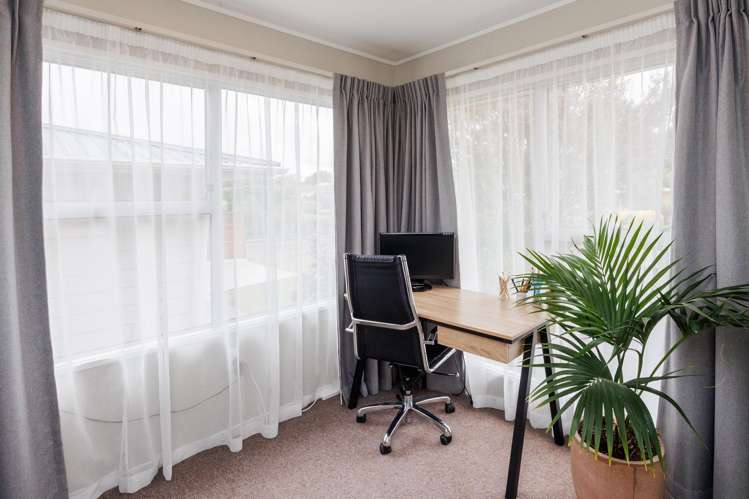 56 Fairview Avenue Feilding_9