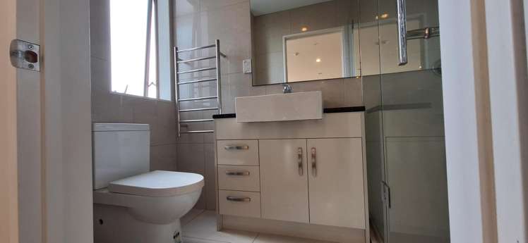 19B Mount Smart Road 1780_13