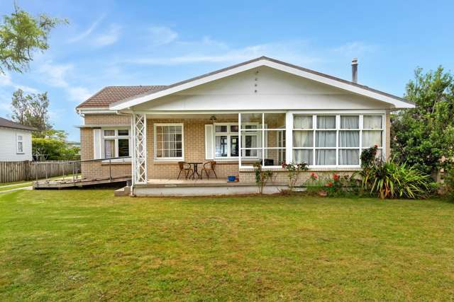 Space and potential - inside and out