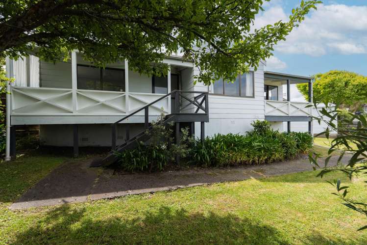 34 Heatherlea Heights Feilding_18
