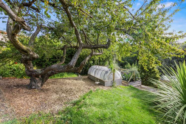2 Ranui Crescent Diamond Harbour_20