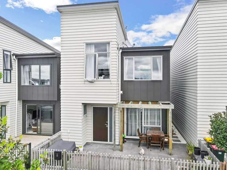 5 Tahingamanu Road Hobsonville_0