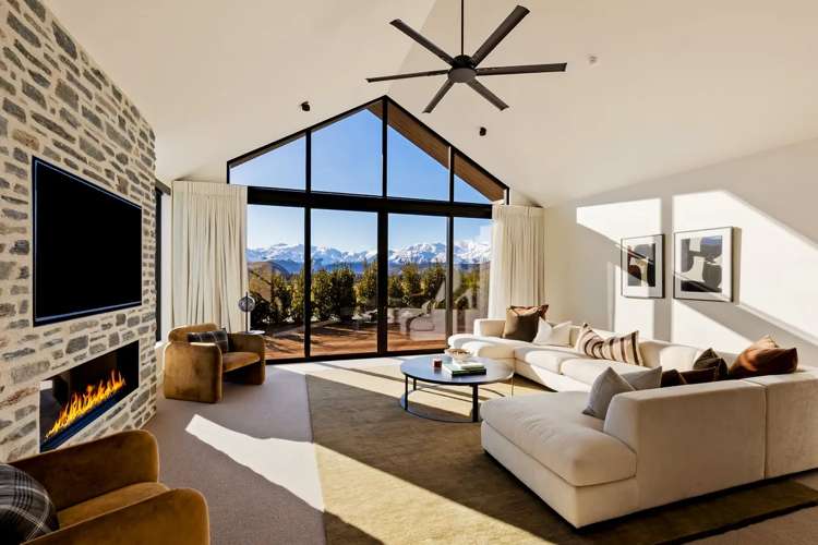 77 Kawarau Heights Boulevard_2