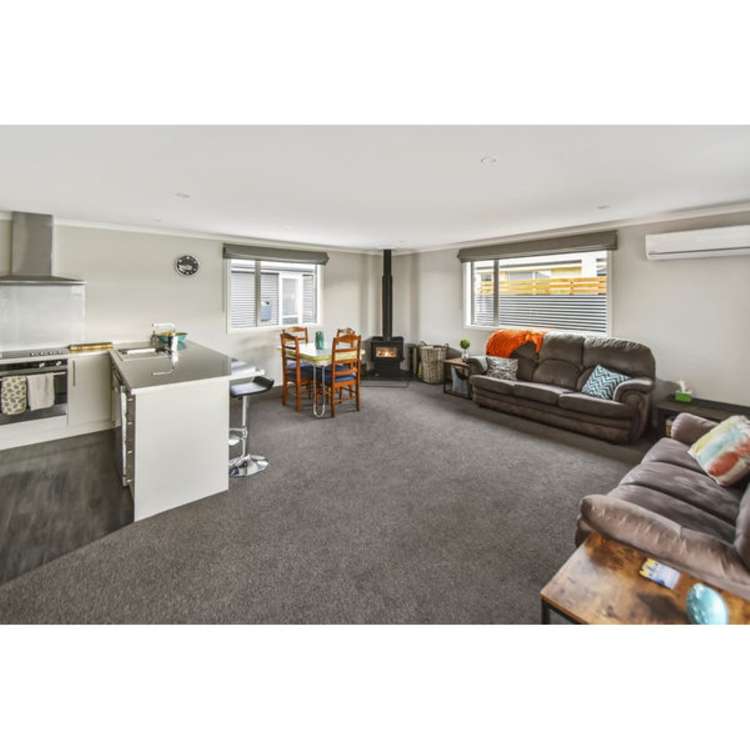 20 Lakeland Avenue Twizel_6