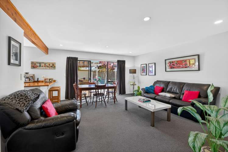 58 Aldinga Avenue Stoke_8