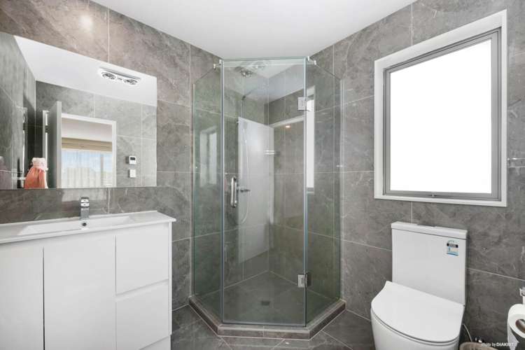 6 Kilcooley Road Flat Bush_12