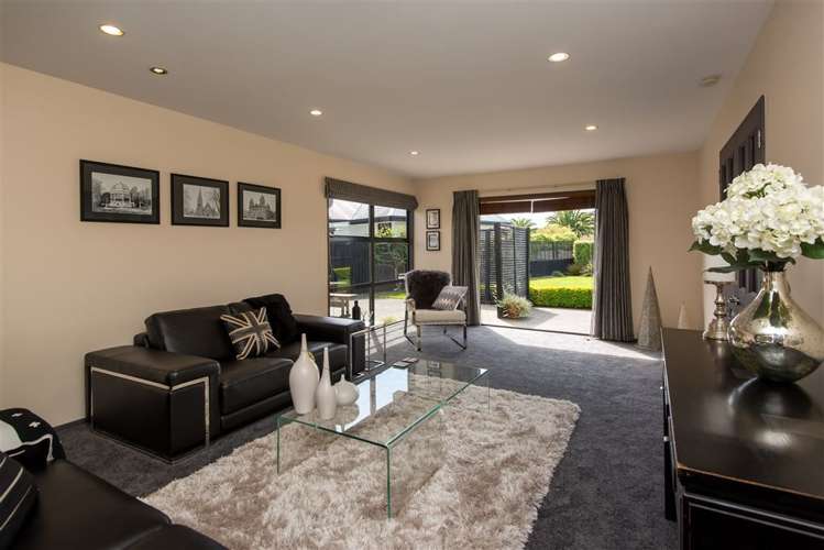 20 Saint Keverne Close Burwood_8