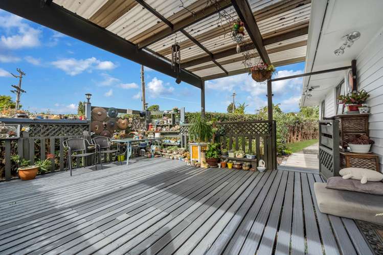 76 Pooks Road Ranui_11