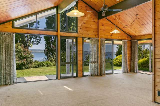 63 Wharewaka Road Wharewaka_1