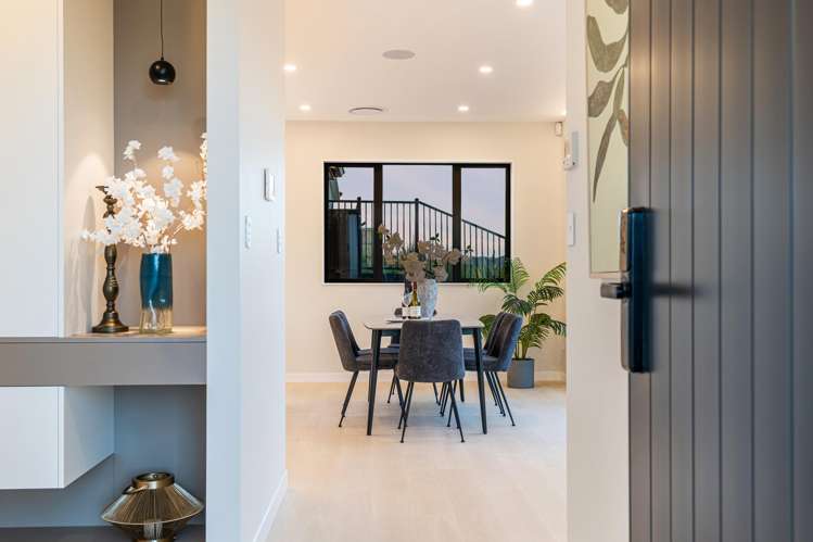 86 Parish Drive_1