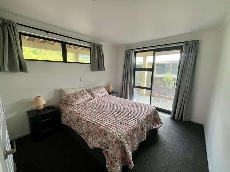 4 Horncastle Crescent Little Wanganui_16