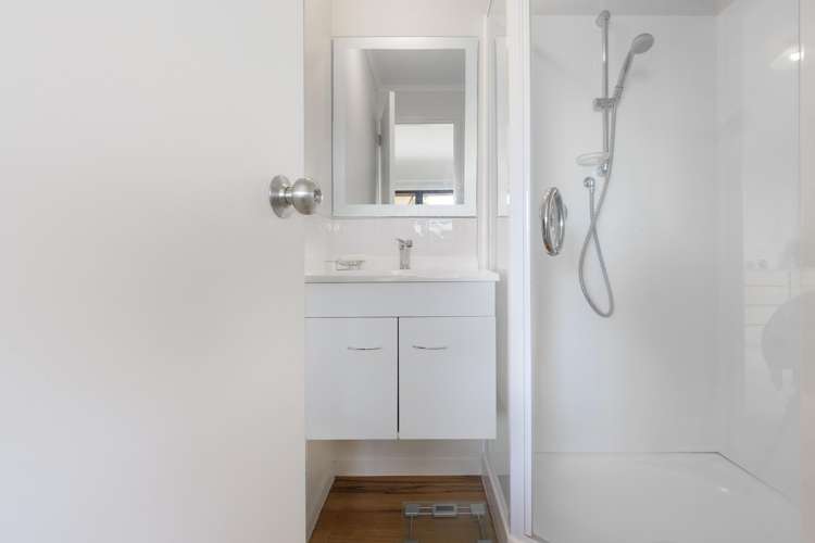 25 Matua Road Matua_16