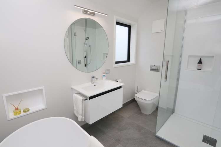 99 Oak Grove Ashburton_25