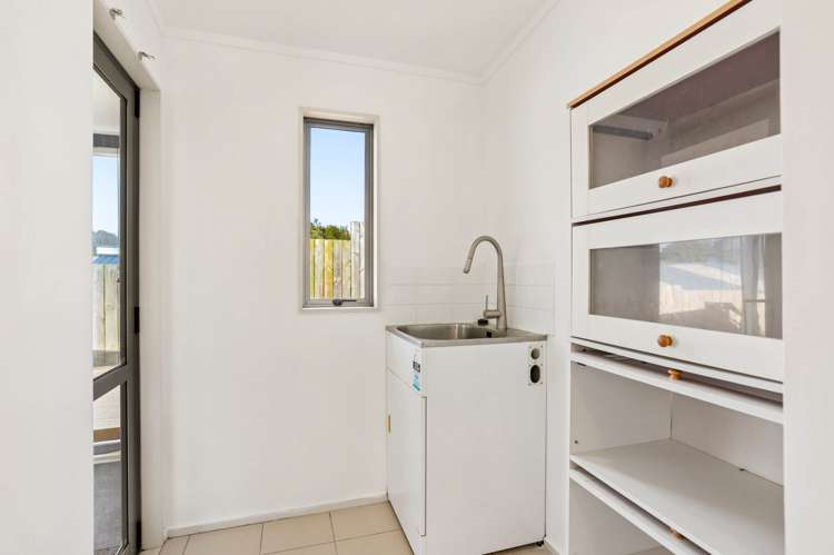 72 Kervil Avenue Te Atatu Peninsula_13