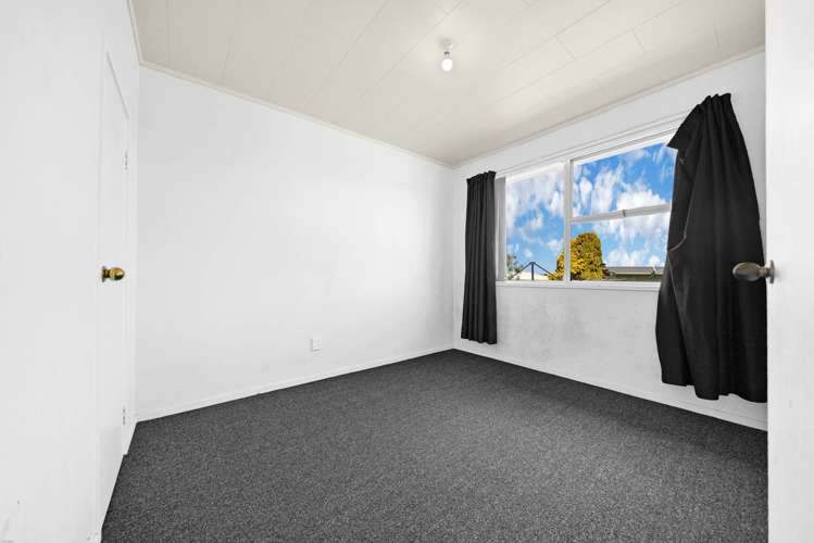 37 McDivitt Street Manurewa_15