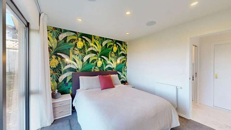 49 Ashton Fitchett Drive Brooklyn_9