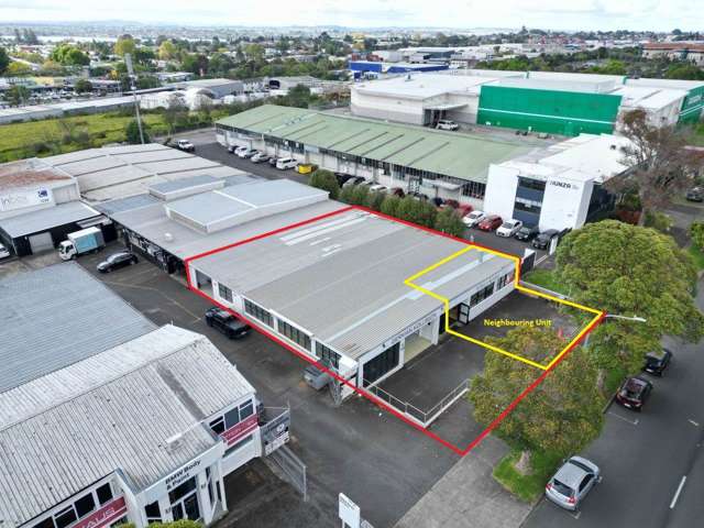 525M² WAREHOUSE - $75,000