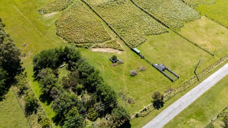 212 Flat Point Road Masterton_24