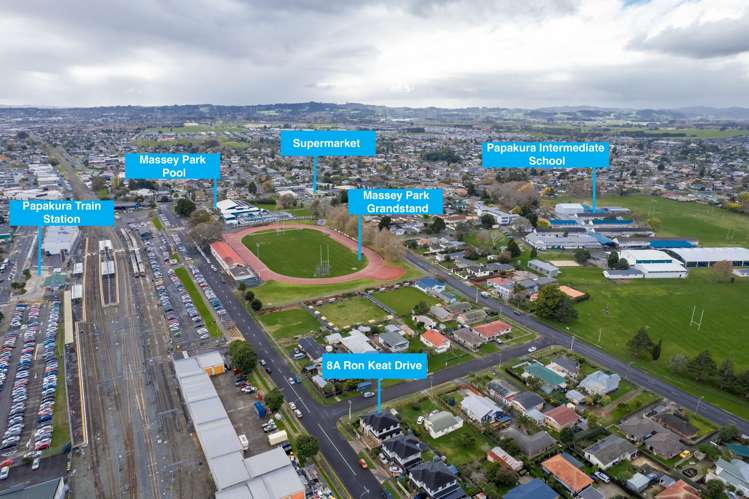 8a Ron Keat Drive Papakura_15