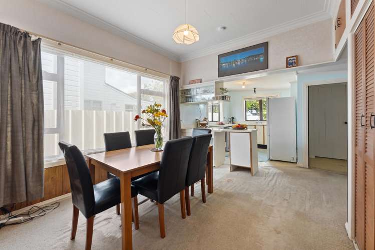 4 Roxburgh Grove Petone_4