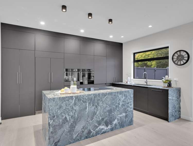 2/1876 River Road Flagstaff_5