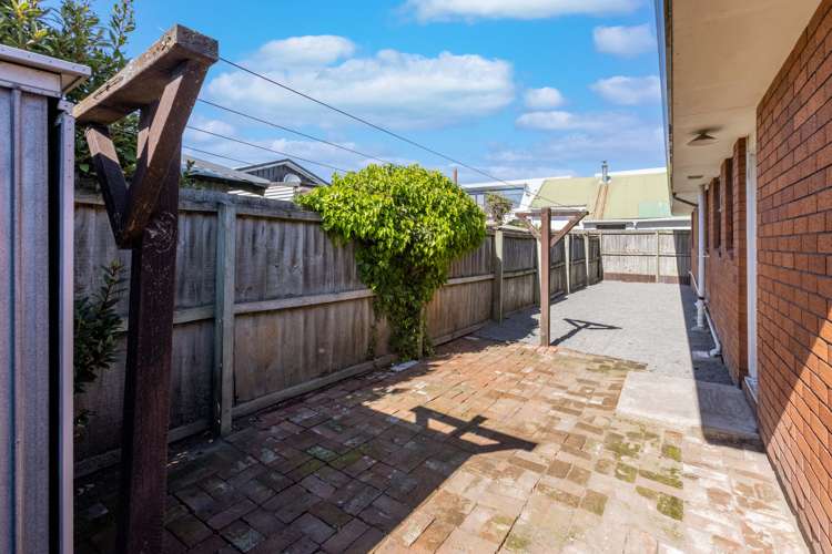 177 Pacific Road North New Brighton_15