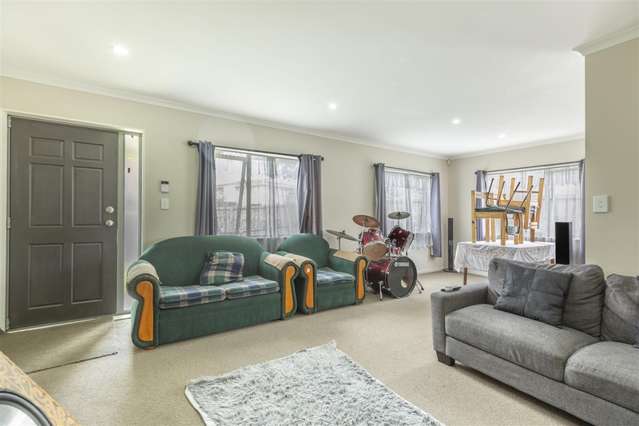 1 Frank Hewitt Street Pukekohe_4