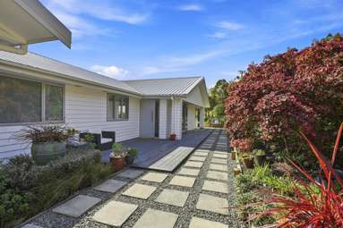 136 Pinchgut Road_1