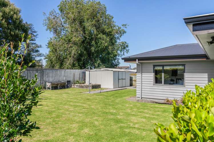 7 Silverstone Place Lytton West_17