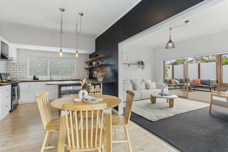 15 Eskdale Road Birkdale_6