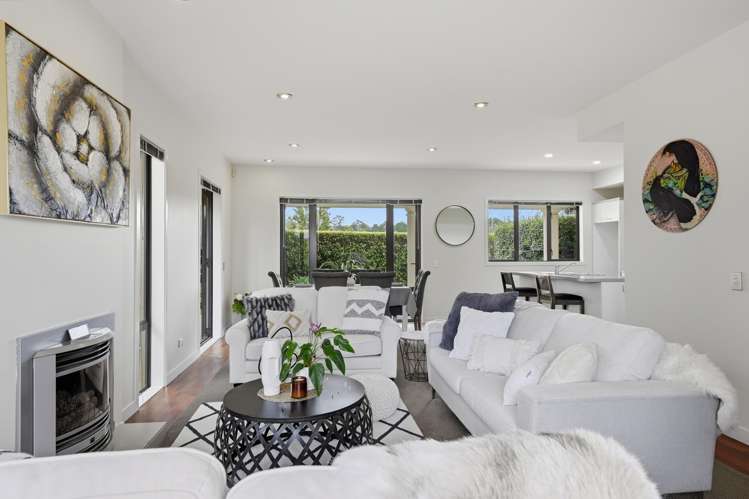 64 Salerno Rise Albany_8