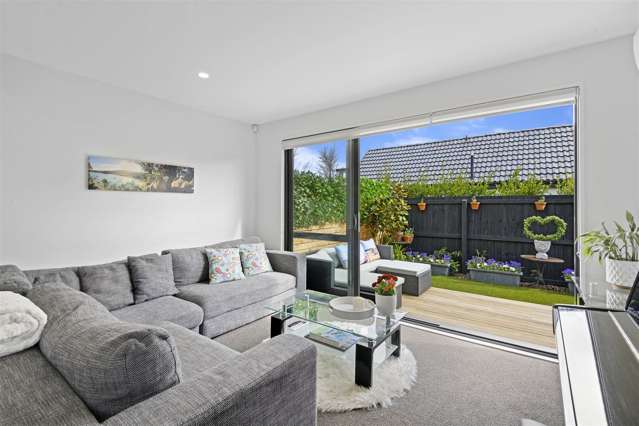 1/140 Leinster Road Merivale_2