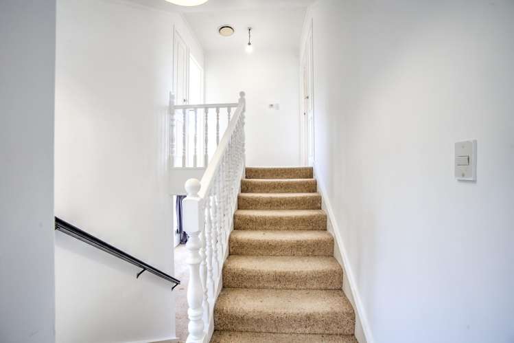 112b Amanda Avenue Dinsdale_11