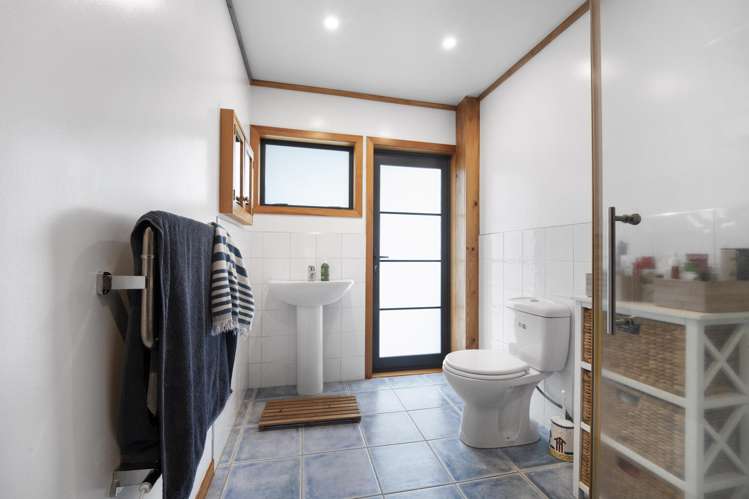 33 Nigel Road Browns Bay_17