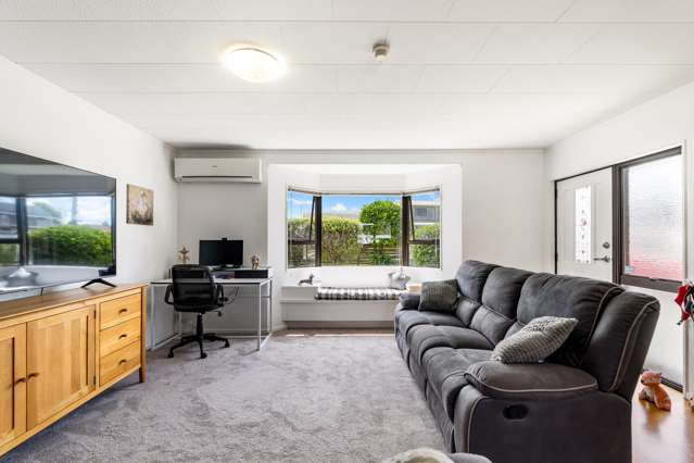 1 Dinniss Avenue Regent_3