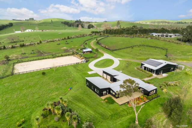 Modern Country Living with a Sustainable Edge