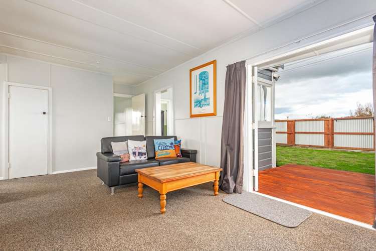 24 Nuku Street Tangimoana_1