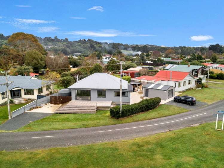 358 Pounawea Road Owaka_28