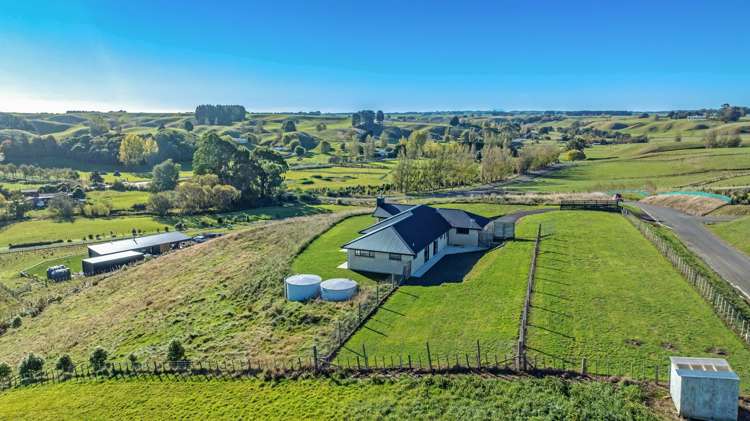 46 Fry Road Halcombe_20