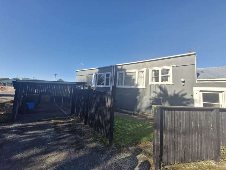 Flat 2/77 Gladstone Street Hawera_0