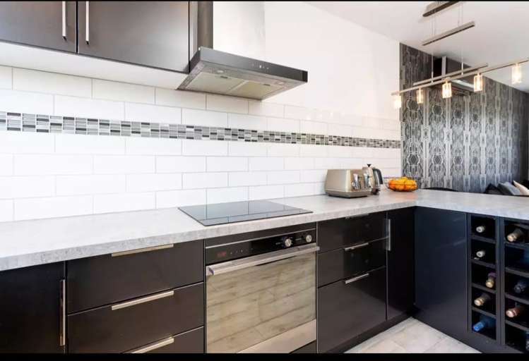 4/64 Avalon Street Richmond_2