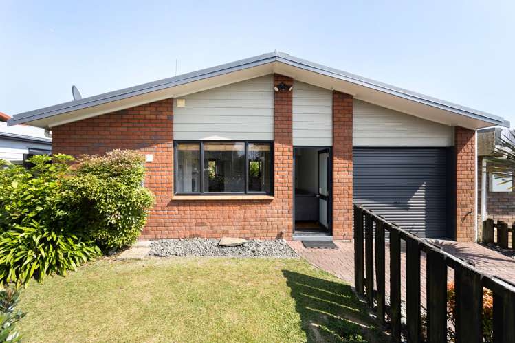 14A Church Road Pukete_1