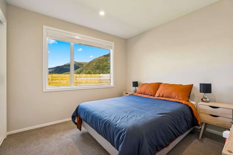 8 Lakefield Close Kingston_17