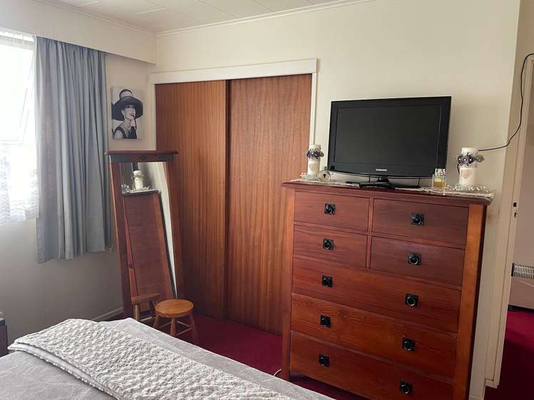 2/7 Islington Street Trentham_8